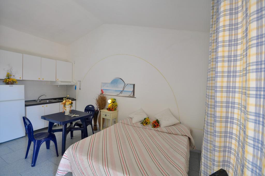 באדזי Residence Le Onde מראה חיצוני תמונה